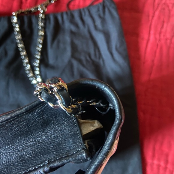 /traded/💯 Chanel CC Cambon WOC - Picture 11 of 16